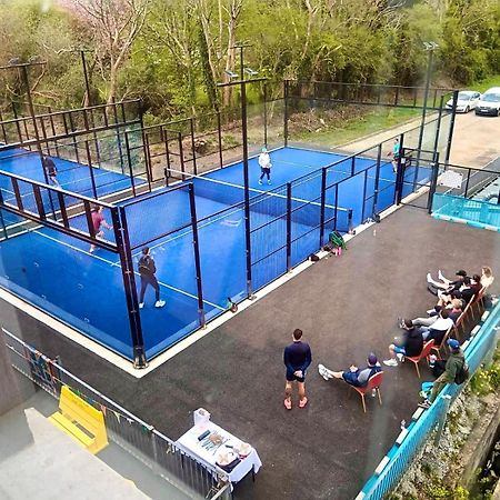 Woodlands Hotel & Leisure Centre ウォーターフォード エクステリア 写真