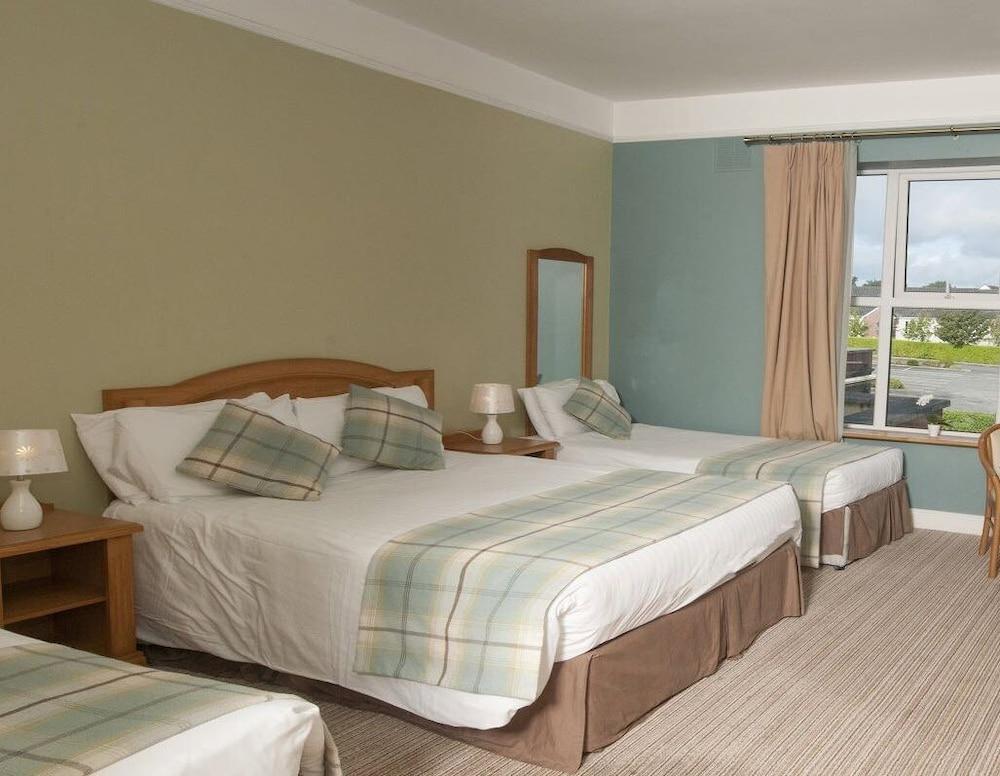 Woodlands Hotel & Leisure Centre ウォーターフォード エクステリア 写真