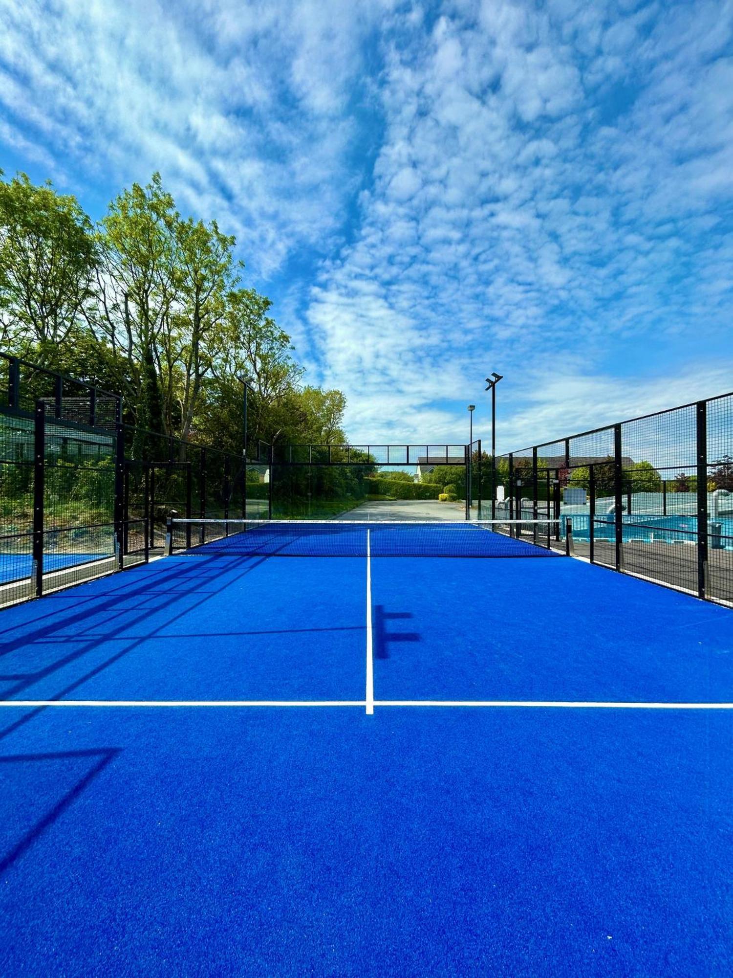 Woodlands Hotel & Leisure Centre ウォーターフォード エクステリア 写真
