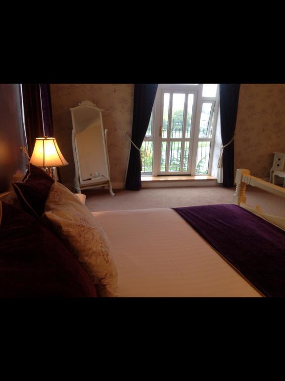 Woodlands Hotel & Leisure Centre ウォーターフォード エクステリア 写真
